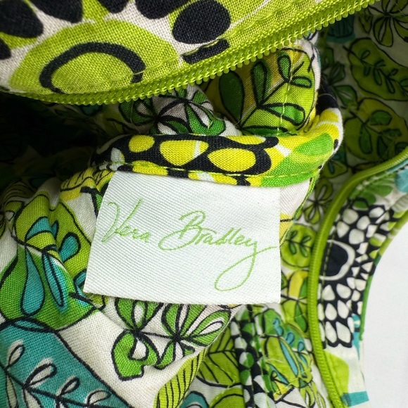 Vera Bradley ‘Limes Up’ Fabric Tote Outside Pockets Zipper Top - Picture 3 of 8